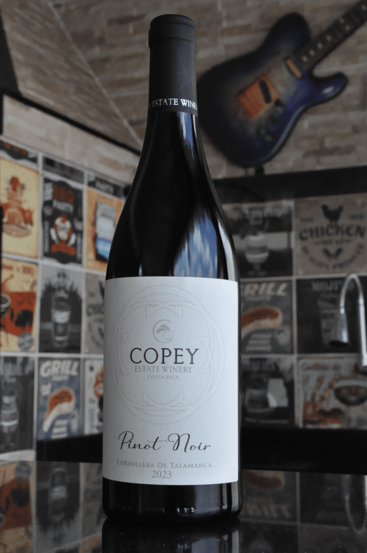 Copey Estate Winery Pinot Noir 2023 - BebaVino