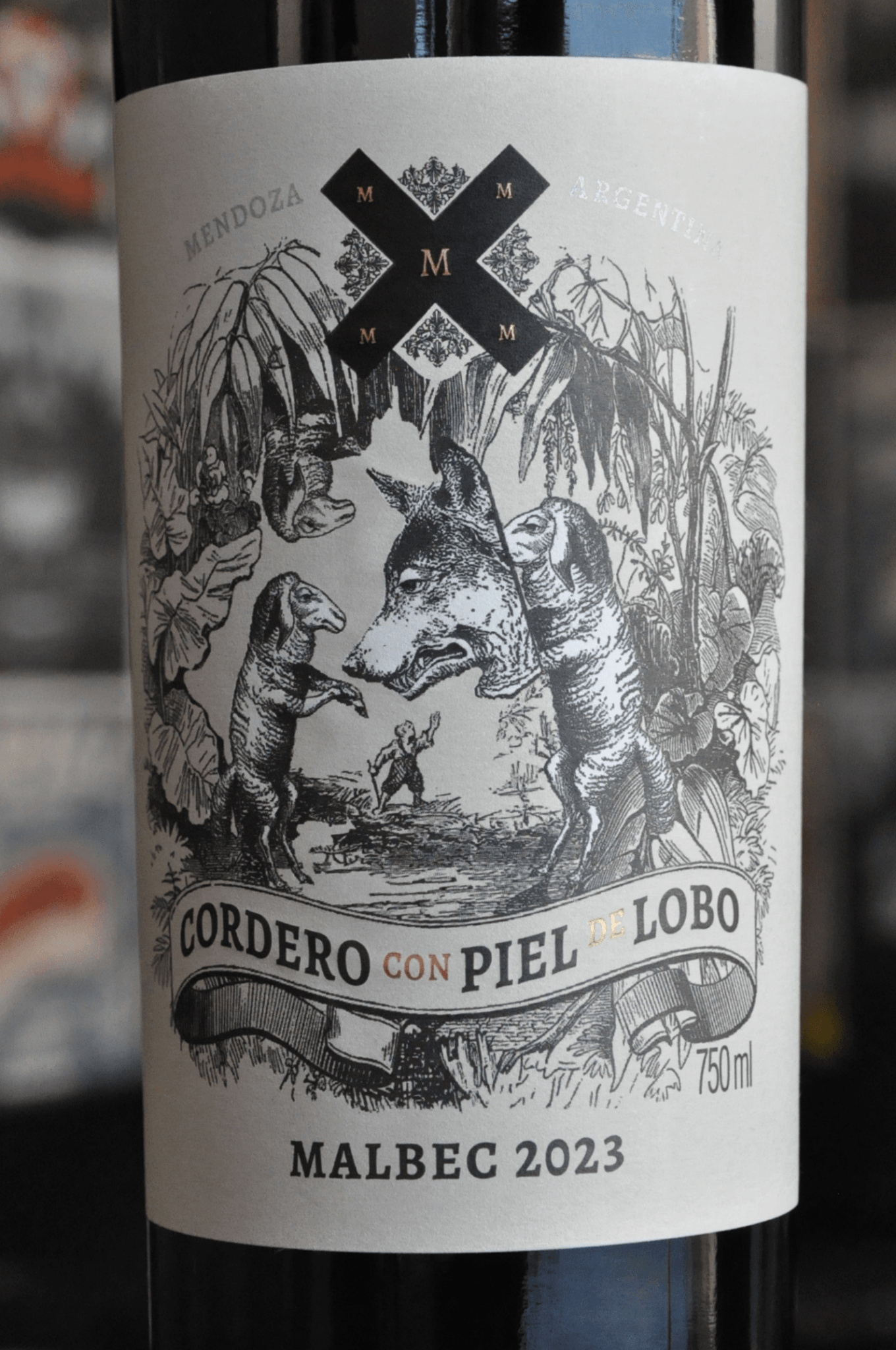 Cordero con Piel de Lobo Mosquita - BebaVino