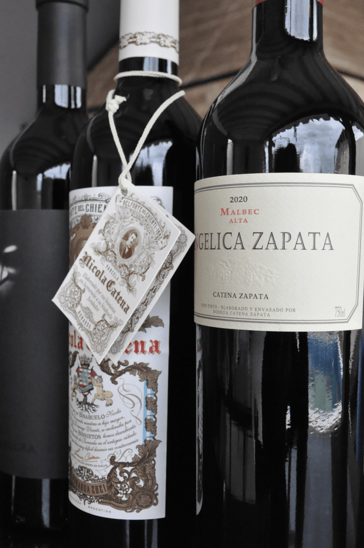 Kit 1 Alma Negra + 1 Nicola Bonarda + 1 Angelica Malbec - BebaVino