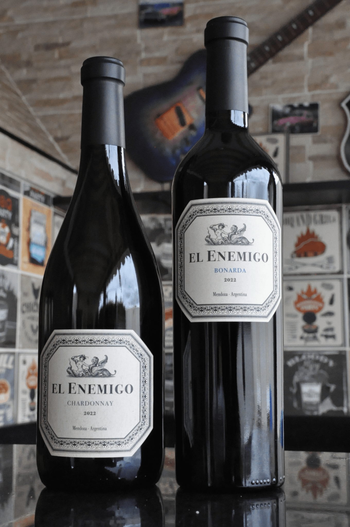 Kit El Enemigo 1 Chardonnay + 1 Bonarda - BebaVino