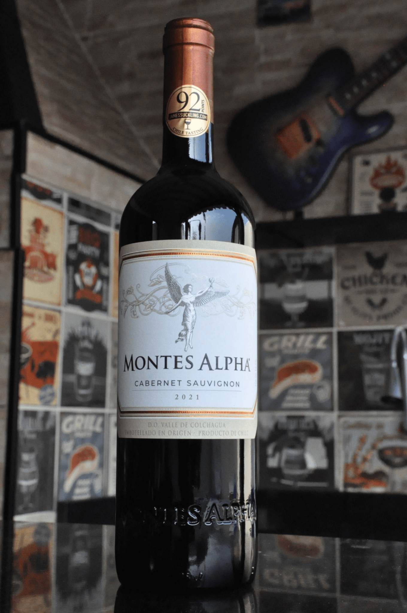 Montes Alpha Cabernet Sauvignon 2021 - BebaVino