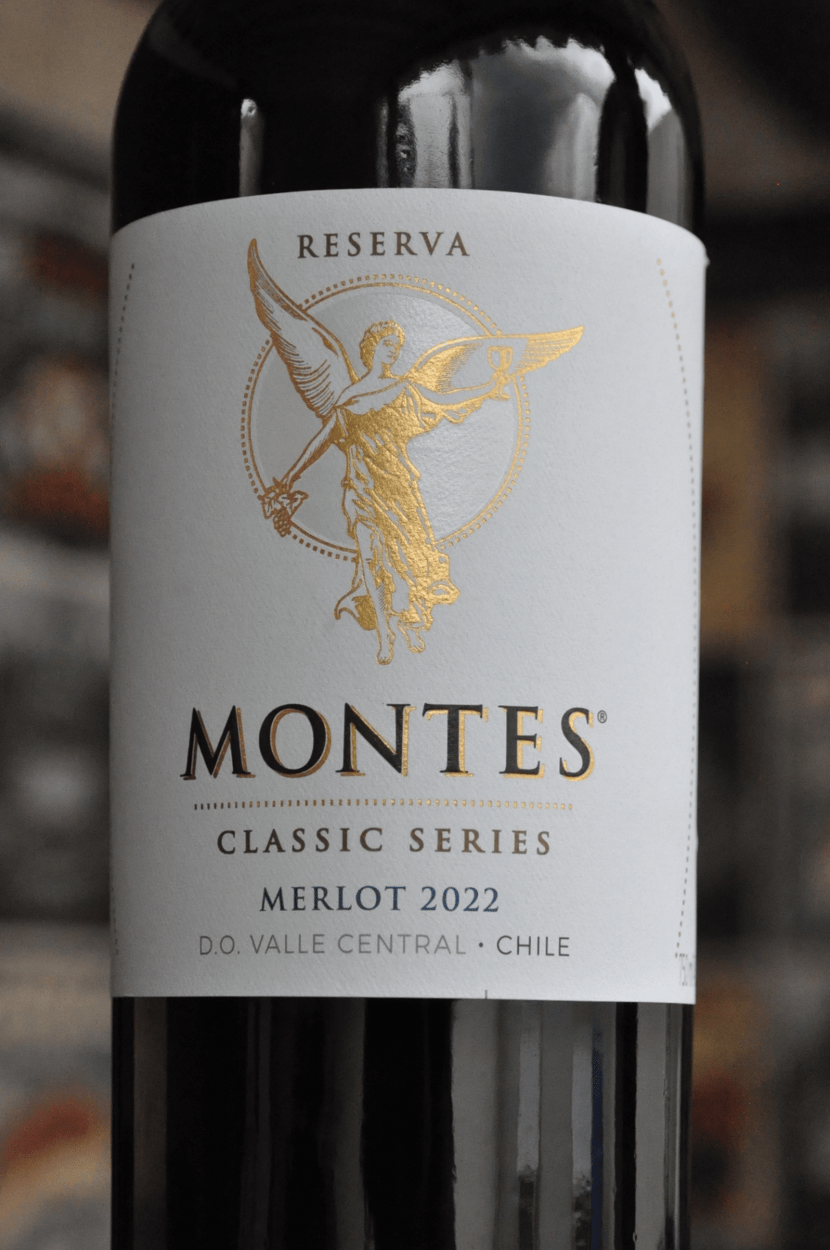 Montes Reserva Classic Series Merlot 2022 - BebaVino