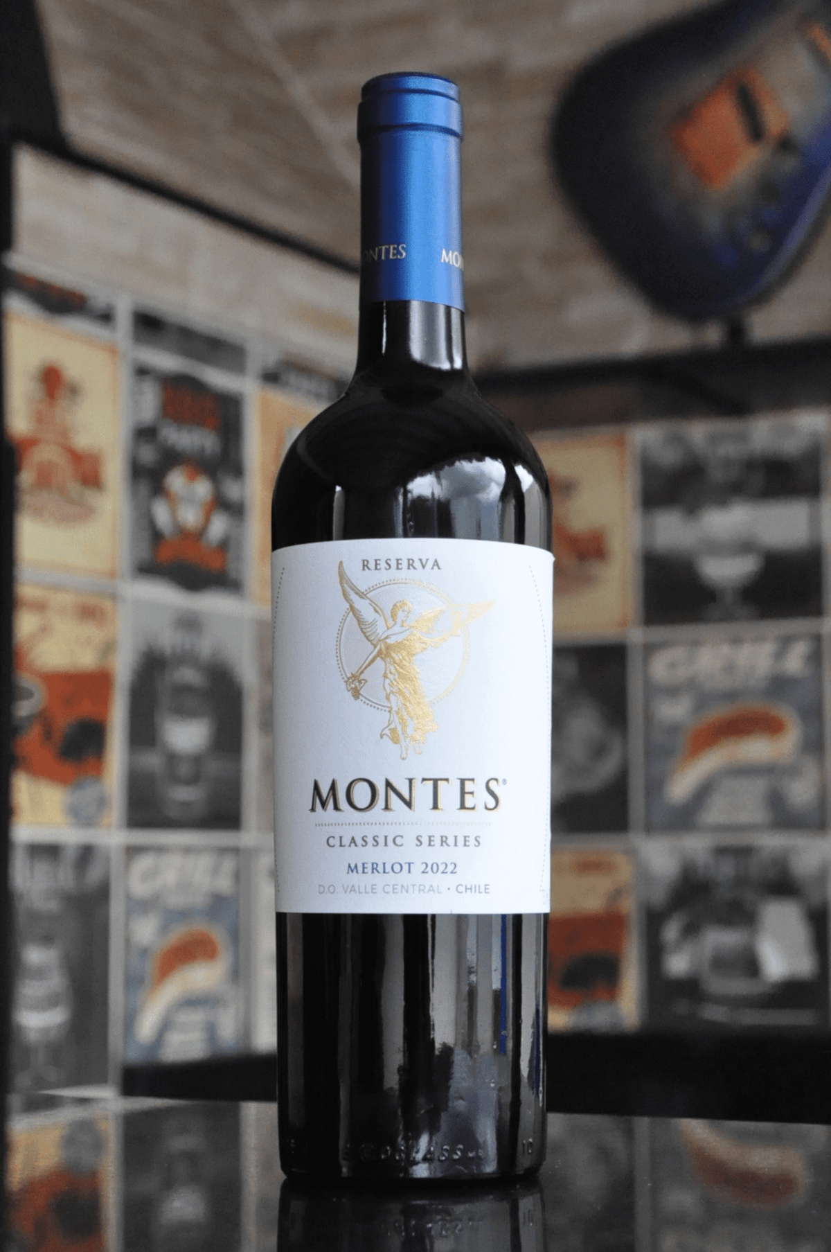 Montes Reserva Classic Series Merlot 2022 - BebaVino