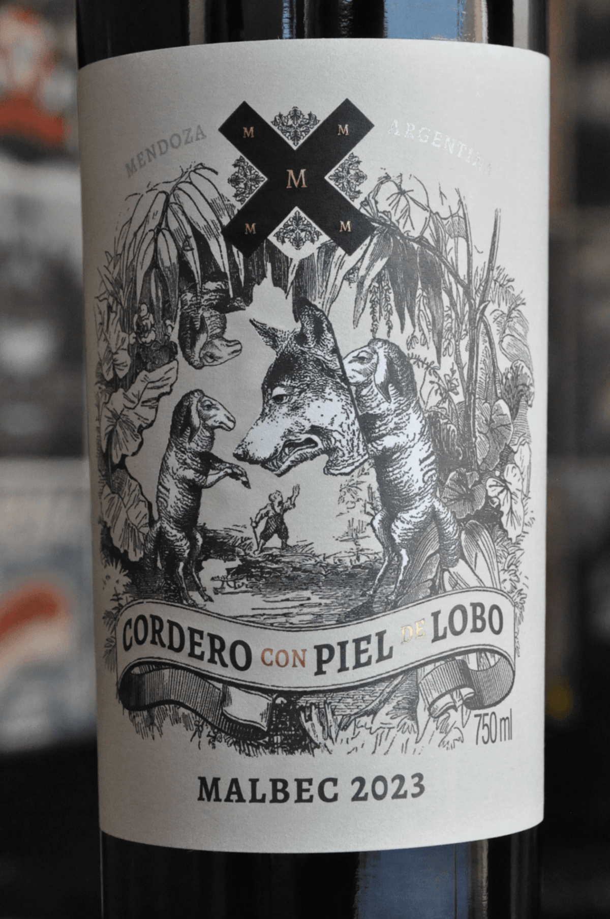 Cordero con Piel de Lobo Mosquita - BebaVino