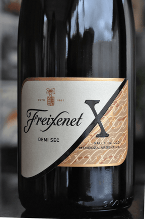 Espumante Freixenet Demi Sec - BebaVino