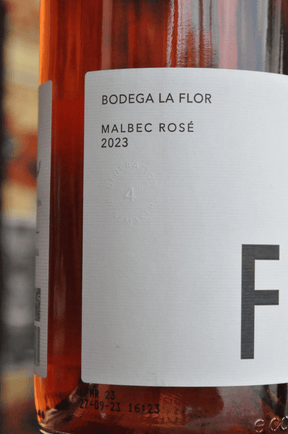 Lá Flor Malbec Rosé 2022 - BebaVino
